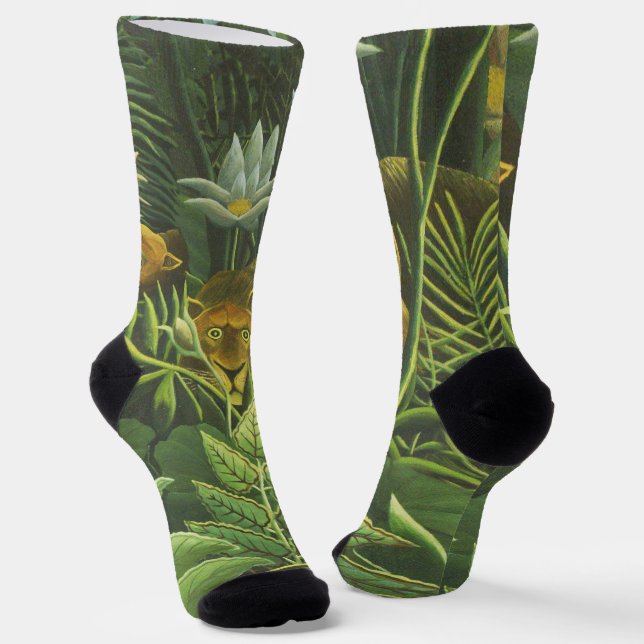 Calcetines Pintura de león de la selva tropical de Rousseau (Angular)