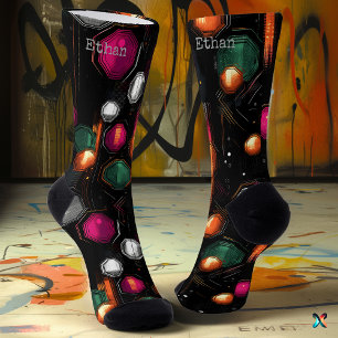 Calcetines Presión geométrica en Esmeralda, magenta sobre neg