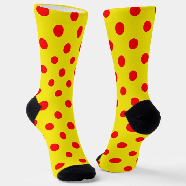 Calcetines Red On Yellow Polka Dots Pattern Design  (Subido por el creador)