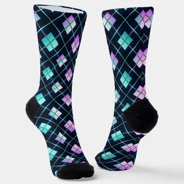 Calcetines Retro Futuristic Black, Blue & Pink Argyle Pattern (Angular)
