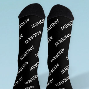 Calcetines Texto moderno blanco y negro repetible personaliza