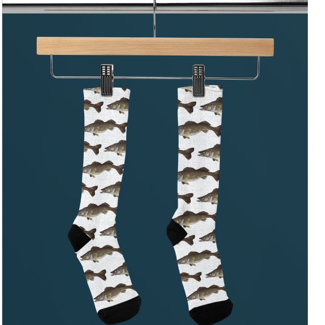 Calcetines Trofeo Patrón de pesca Walleye Pescado al aire lib (Walleye fishing socks for the avid angler.)