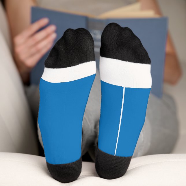 Calcetines un fondo azul con (Abajo)