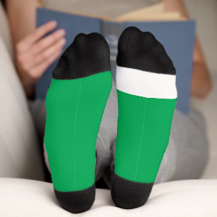Calcetines un fondo verde con