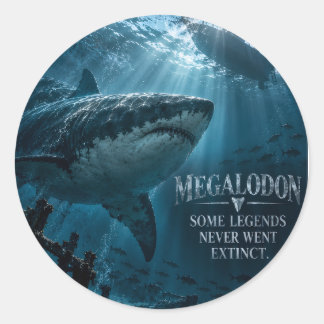 Calcomanía de tiburón Megalodón en aguas profundas