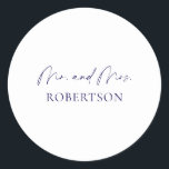 Calcomanía Minimalista Sr. & Sra. – Fondo Blanco<br><div class="desc">Celebre el amor con estilo con esta elegante calcomanía de "Sr. & Sra.", que presenta un fondo blanco limpio y tipografía azul marino profunda. El diseño minimalista y moderno la hace perfecta para sellar cajas de regalos de boda, bolsas de regalo o agregar un detalle refinado a la papelería de...</div>
