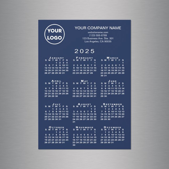 Calendario 2025 Logo de negocios Textos Tarjeta ma (2025 Calendar Business Logo Text Navy Magnet Card in situ)