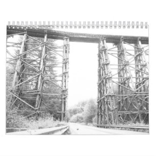 Calendario blanco y negro