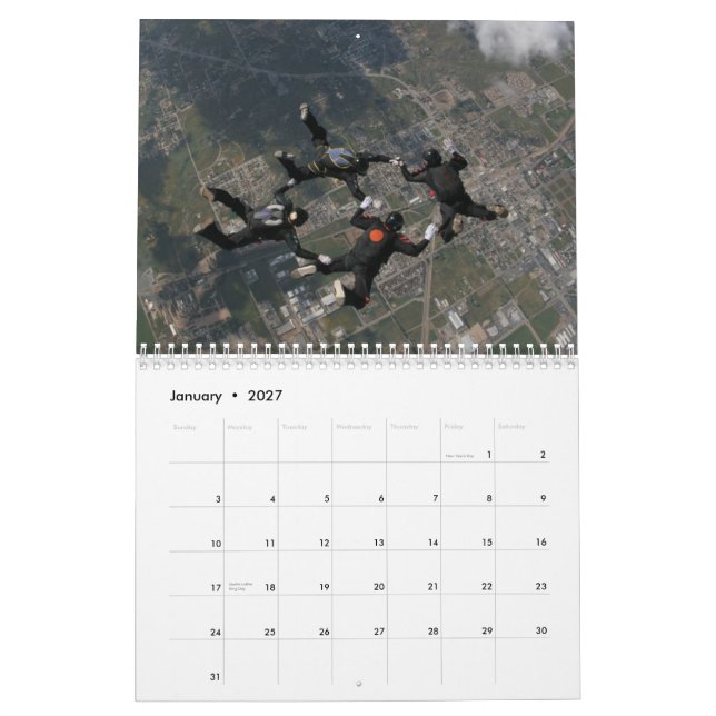 Calendario Caleidoscopio: Un equipo de 4way Skydiving (Jan 2027)