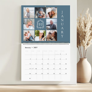 Calendario Collage de Fotos Familiares con Cresta Monograma A