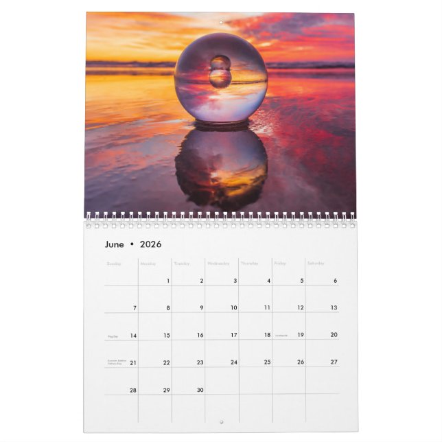 Calendario Crystal Ball Cali Beach Sunset 2025: medio de dos  (Jun 2026)