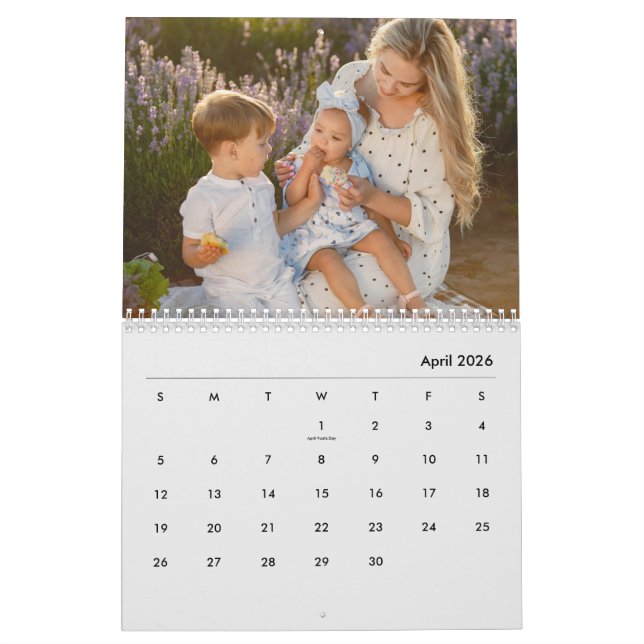 Calendario Custom Family Photo | Personalized Light Grey (Apr 2026)
