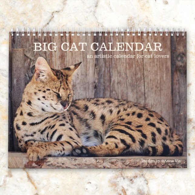 Calendario de gato grande artístico (A personalized calendar for cat lovers featuring images and paintings of big cats)