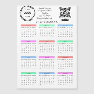 Calendario empresarial colorido de 2026 con logoti
