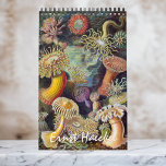 Calendario Ernst Haeckel, biología, botánica, ciencia<br><div class="desc">Calendario de 12 meses con ilustraciones de Ernst Haeckel. ¡Un gran regalo para los nerds y los geeks de la ciencia! ¡De la biología marina a la botánica y más allá! Incluye escenas de naturaleza con animales, arañas escalofriantes, plantas tropicales, flores y orquídeas de las selvas tropicales, vida acuática, anémonas...</div>