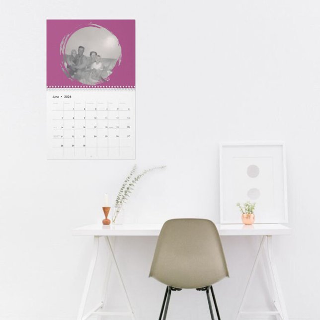 Calendario Family Photo Memories in Brushstroke Circles (Subido por el creador)