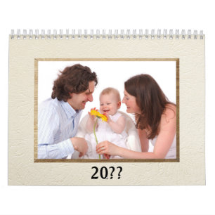 Calendario Fotos personales enmarcadas y fondo marfil