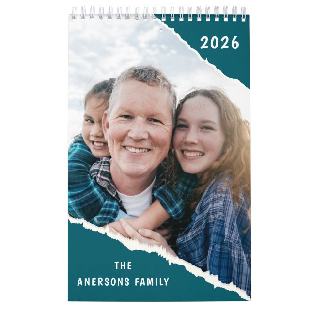 Calendario Green & White Scrapbook Custom Family Photo 2026  (Tapa)