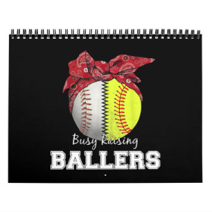 Calendario Madre del béisbol que levanta balancines a mamá