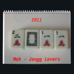 Calendario Mah-Jongg amantes 2011<br><div class="desc">A debe tener calendario 2011 para todos los jugadores mah-jongg. cada mes es una imagen especial que representa el juego con las imágenes,  las palabras grandes y las fechas haciéndolo fácil a read.front y a los diseños de la parte posterior.</div>
