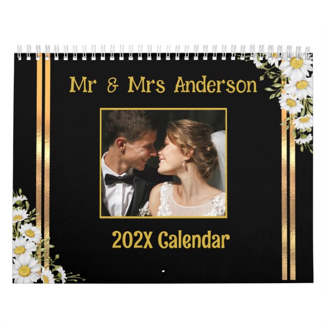 Calendario Modern Mr. y Mrs. Couple Gold Floral Photo (Tapa)