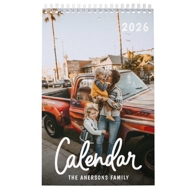 Calendario Modern Stylish Trendy Script Family Photo Monthly  (Tapa)