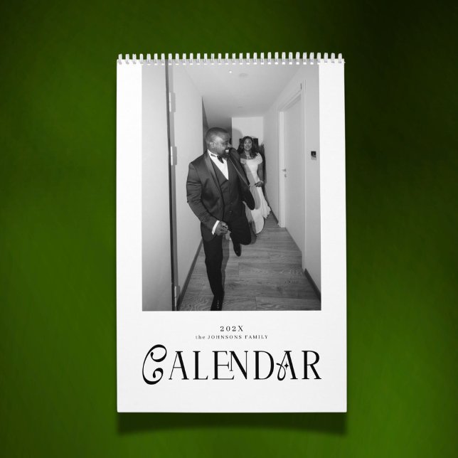 Calendario Modern Typography Custom Newlyweds Wedding Photo (Subido por el creador)