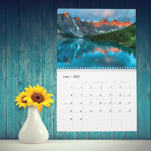 Calendario Paisaje montañoso del bosque de lagos Cualquier añ