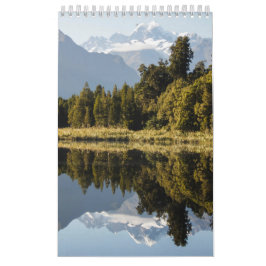 Calendario Paisaje montañoso pequeño, blanco