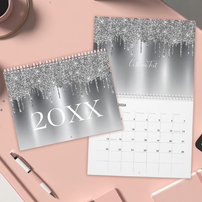 Calendario Purpurina gris plateado moda Ombre Monograma (Personalized Silver Glitter Drip Ombre Monogram Calendar)