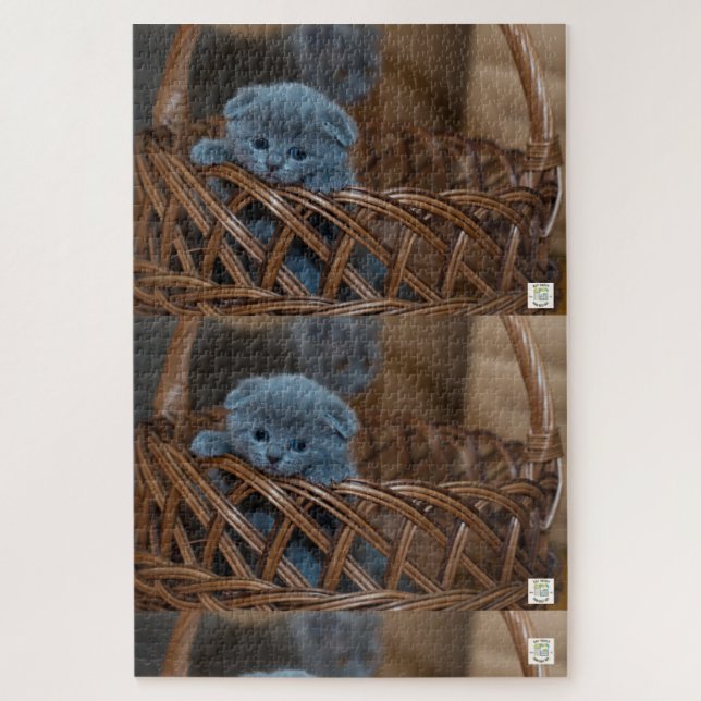 Cálido rompecabezas de gatito azul. (Vertical)