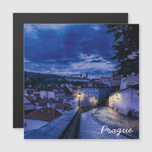 Calle nocturna de Praga