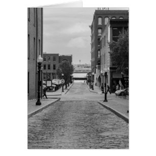 Callejón de St Louis en escala de grises