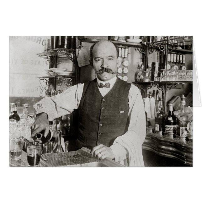 Camarero sirviendo bebida, 1910 (Anverso (Horizontal))
