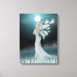 Camina sobre lienzo envuelto en agua