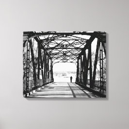 Caminando lejos del lienzo