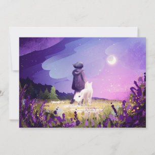 Caminar con una postal de un amigo