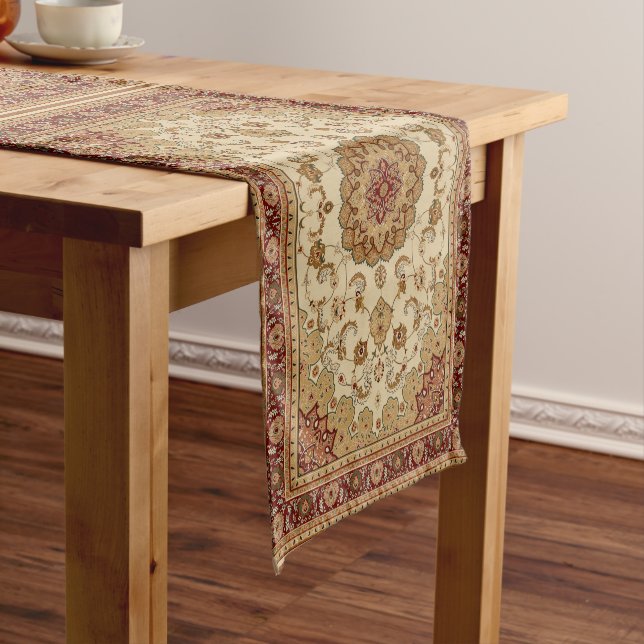 Camino De Mesa Corto Alfombra roja y tan persa (In Situ)