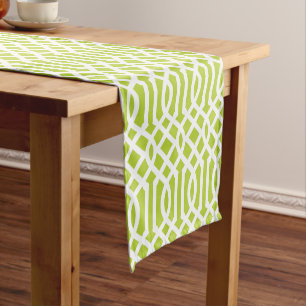 Camino De Mesa Corto Apple Green Trellis
