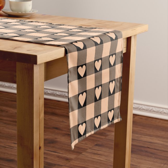 Camino De Mesa Corto Apricot Peach Black Buffalo Heart Table Runner (In Situ)
