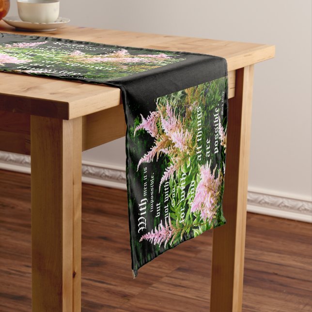 Camino De Mesa Corto Astilbe con Mark 10:27 (In Situ)