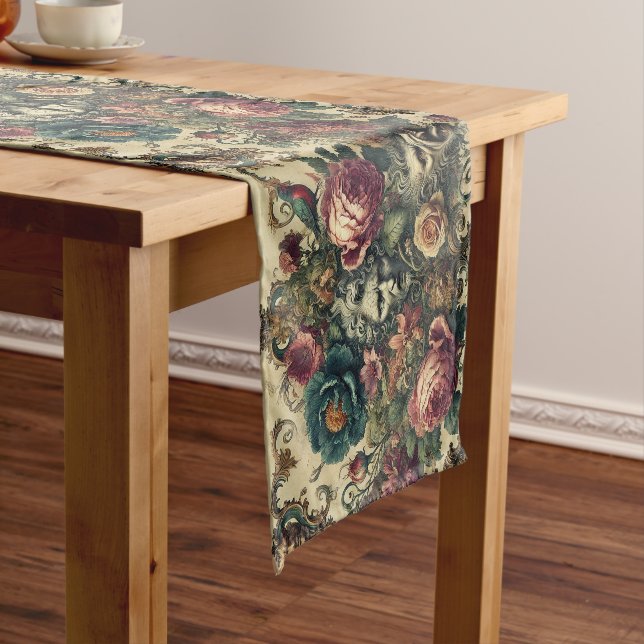 Camino De Mesa Corto Atelier Arcano - Barroco gótico (In Situ)