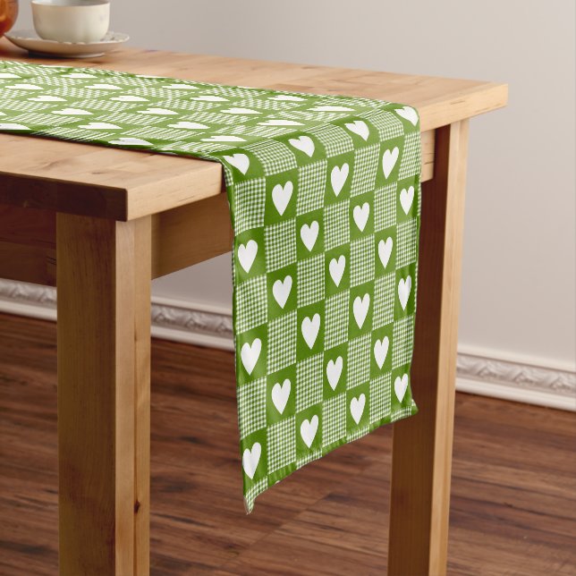 Camino De Mesa Corto Avocado Green Gingham Heart Patch Plaid (In Situ)