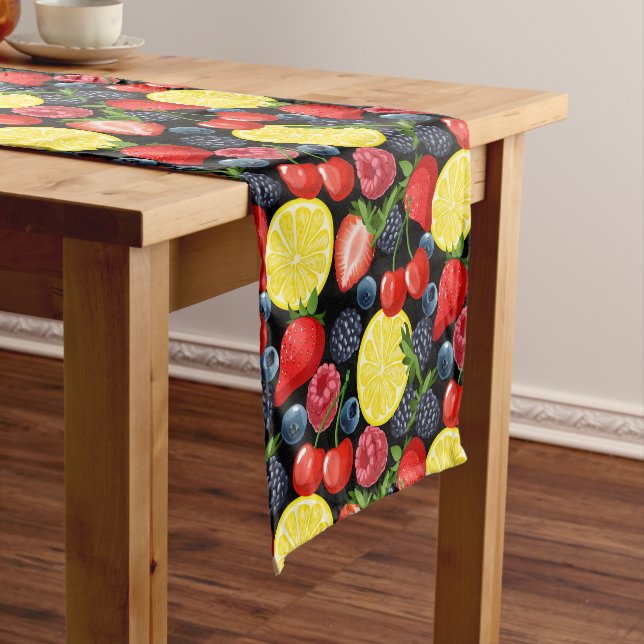 Camino De Mesa Corto Bright Berries & Lemon Table Runner (In Situ)