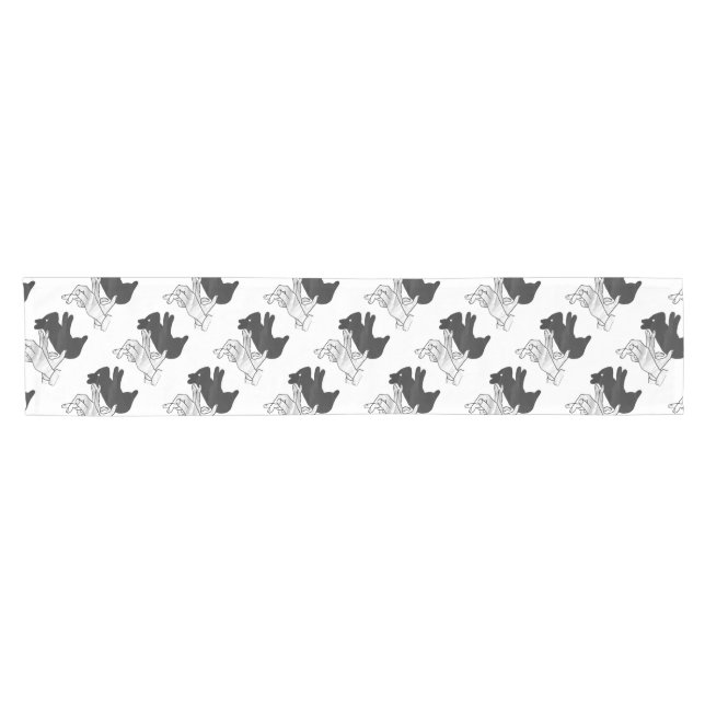 Camino De Mesa Corto Conejo Silueta de Mano (Horizontal)