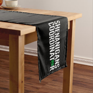 Camino De Mesa Corto Coordinador de Shenanigan del Día de San Patricio