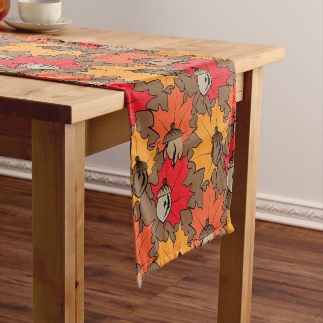 Camino De Mesa Corto Coronas y hojas V (In Situ)