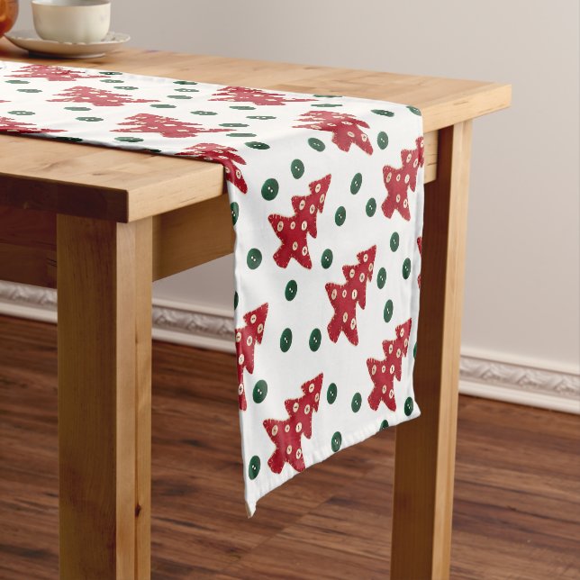 Camino De Mesa Corto Craft Red Christmas Trees and Buttons Pattern (In Situ)