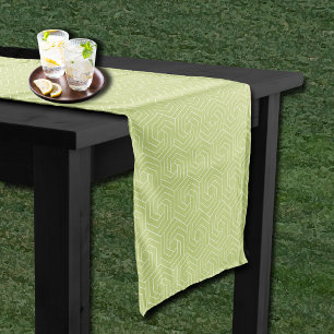 Camino De Mesa Corto Derby Day Fiesta Patterado Lime Green