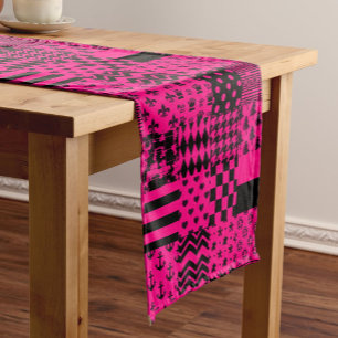 Camino De Mesa Corto Diseño de patrones mixtos rosados negros